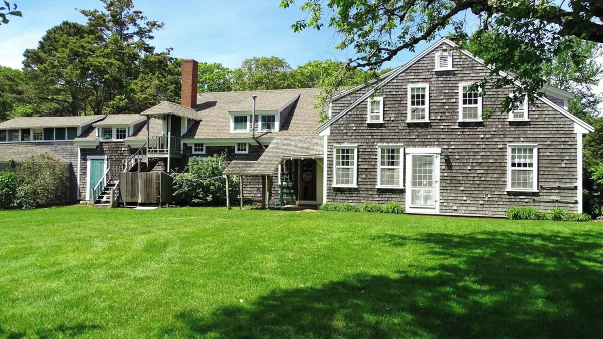 Bass River House | Bass River Water Estate. Beach Dock Float 2 Houses 127 River St.