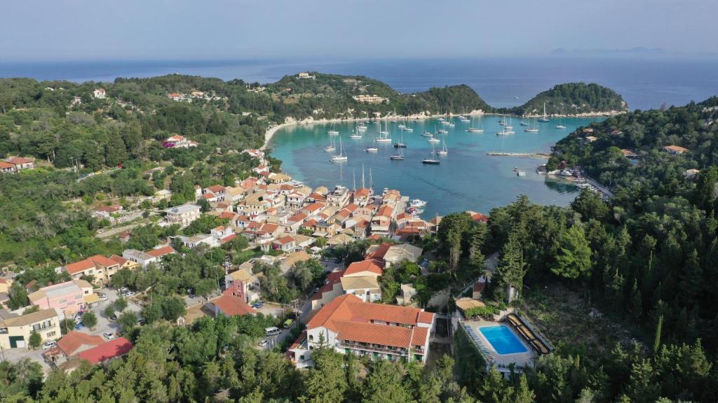 Lakka Hotel | Bastas Hotel & Studios