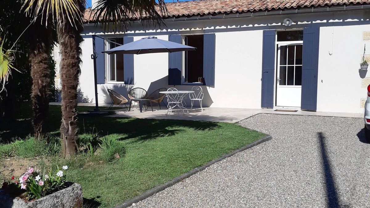 Saint-Macaire House | Bastida, Gironde house - Rated 3 *, a friendly, relaxing place to stay.