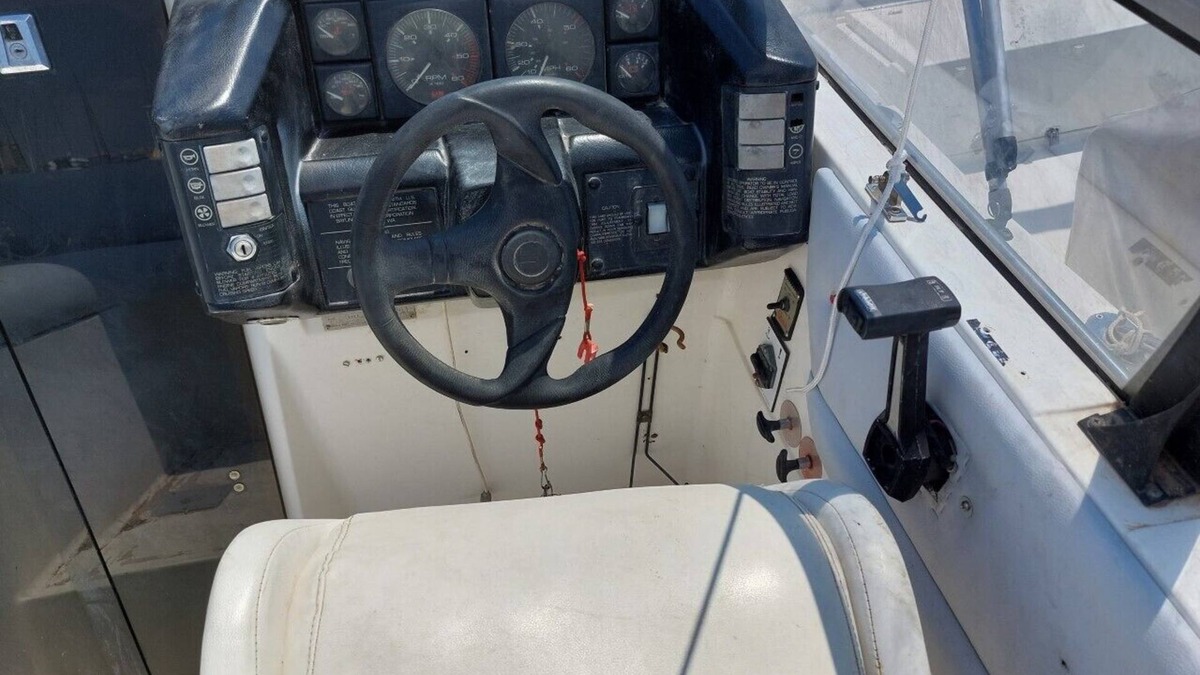 Saint-Raphael Boat Rental | Bateau a Saint Raphael