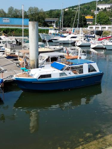 Rouen Boat Rental | Bateau PEARL