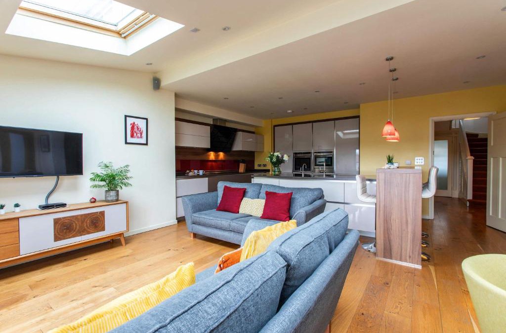 Bath House | Bath City Haven with Free Parking