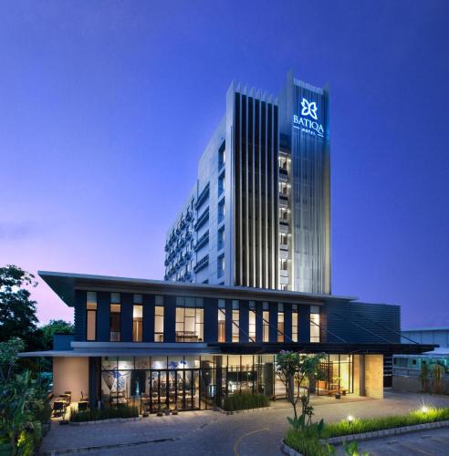 West Cirebon Hotel | BATIQA Hotel Cirebon