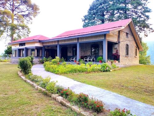 Khyber Pakhtunkhwa Cabin | Batrasi Dak Bungalow
