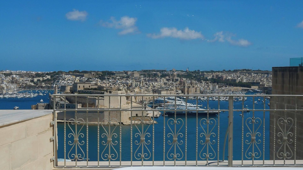 Valletta House | Battery House