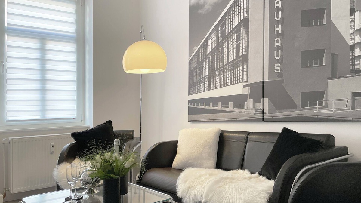 Gera Apartment | Bauhaus Design-luxus-apartment, im 20er Jahre Stil, +garten
