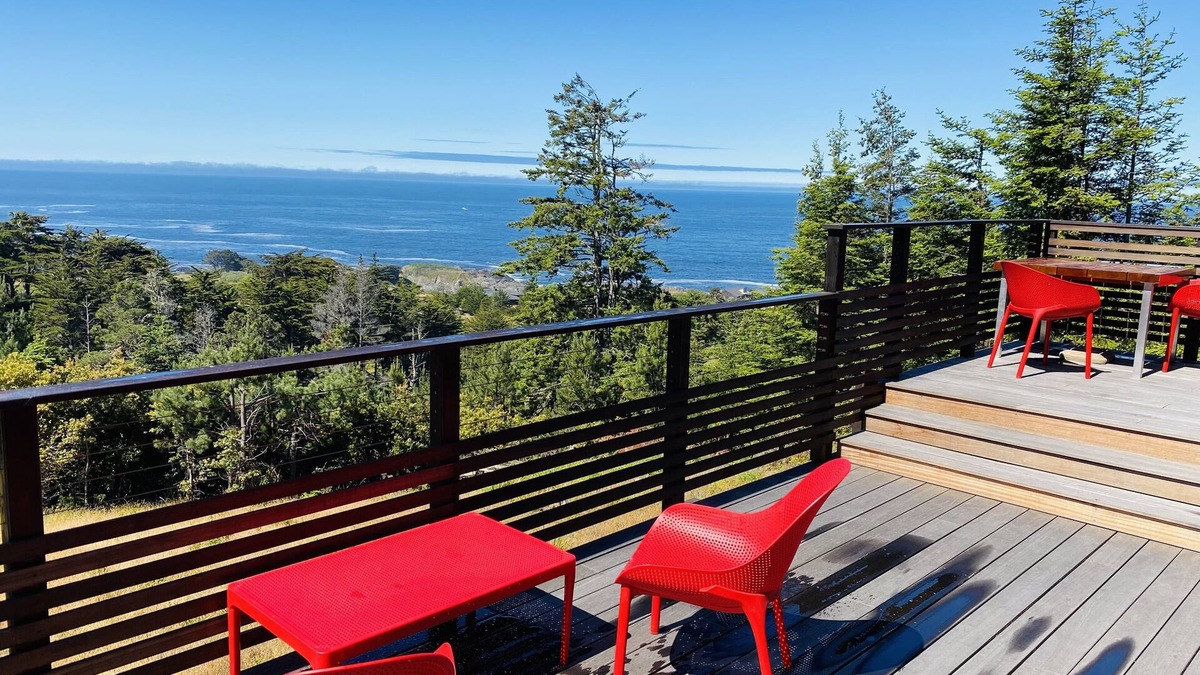 Little River House | BAUHAUS-Ocean View Mid century Modern Gem on 10 private acres