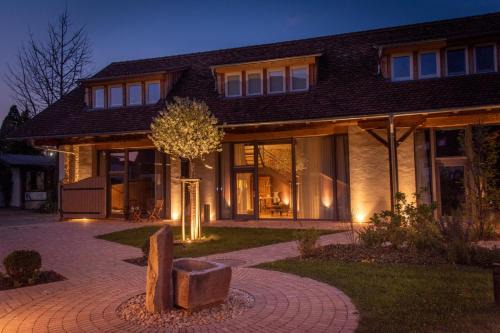 Bad Krozingen Apartment | Baumgartners Dreiseithof - historisch, modern, zentral