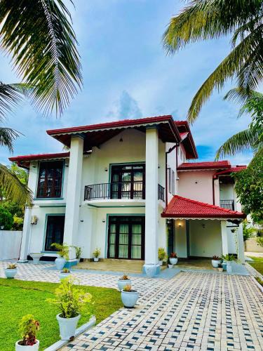 Uswetakeiyawa Villa | bawana vila