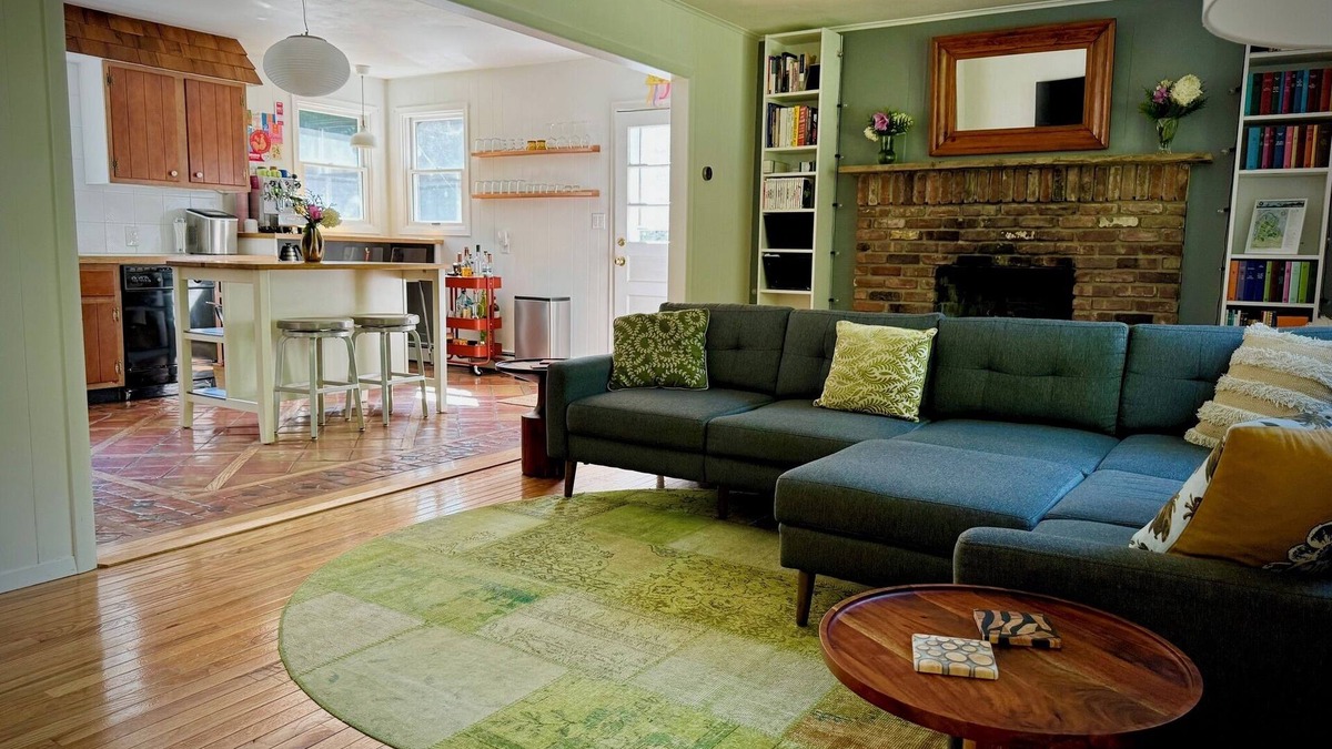 Clearwater Beach House | Bay Access Cottage + Pilates Gym