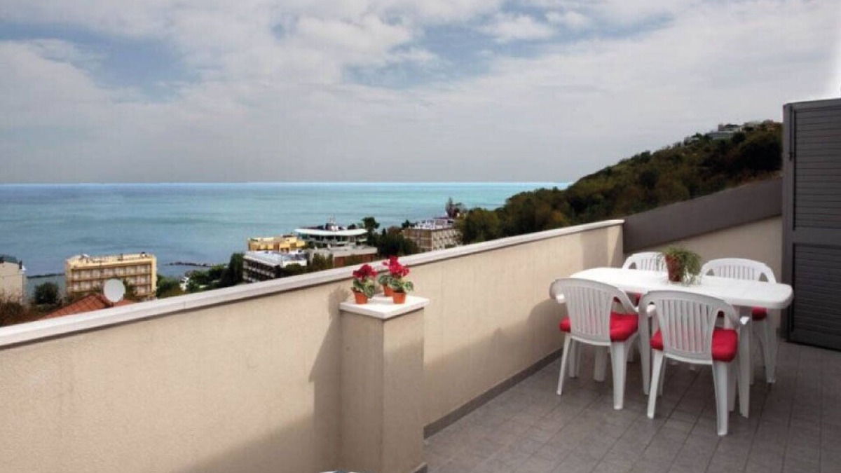 Gabicce Mare Apartment | bay apartments, with sea view, in a panoramic and relaxing position