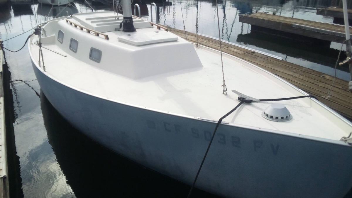 West Alameda Boat Rental | Bay Breeze