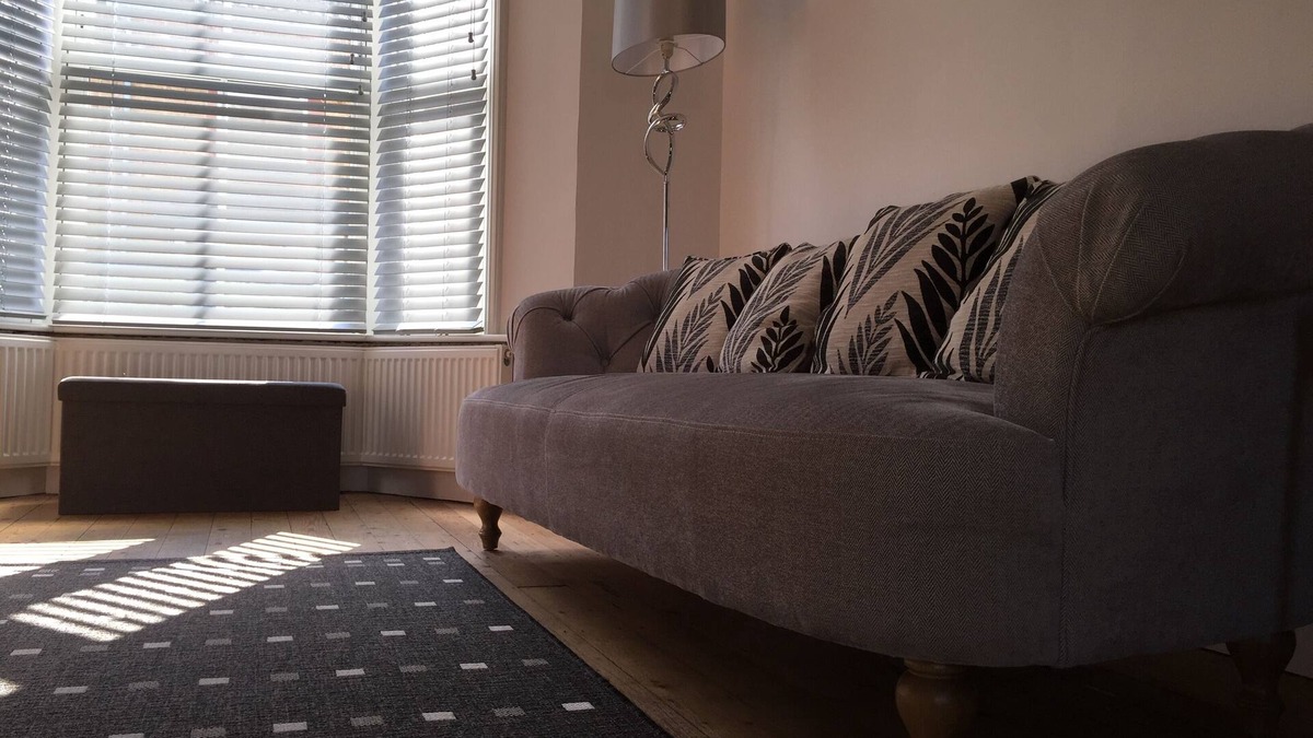 Whitstable House | Bay Cottage in Whitstable's Conservation Area - 5 mins walk from shops & beach