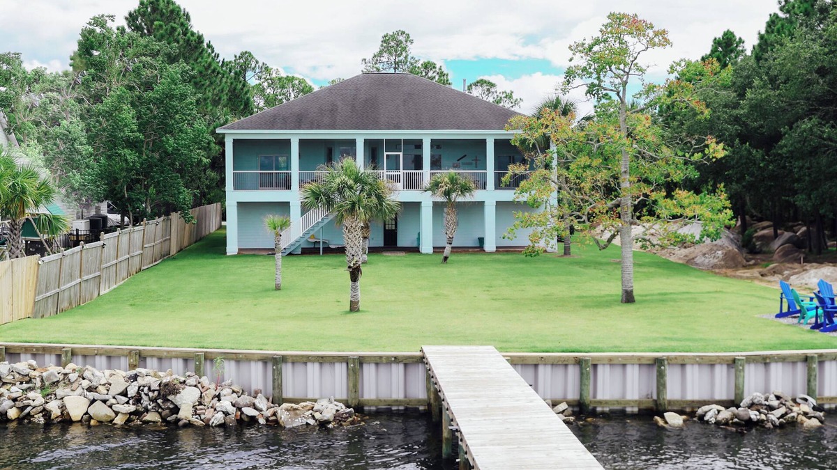 Miramar Beach House | Bay Dreaming-Waterfront-Weddings-Pet Friendly