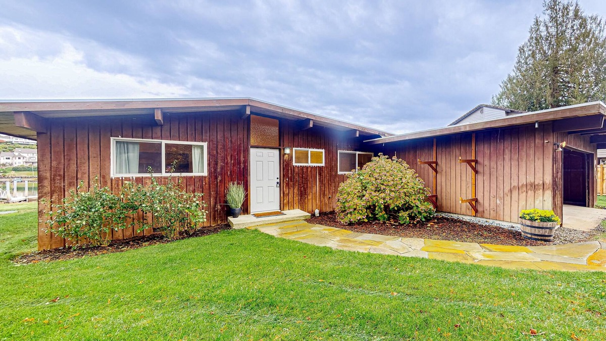 Gig Harbor House | Bay-front dog-friendly home on one acre of land with modern interior & W/D