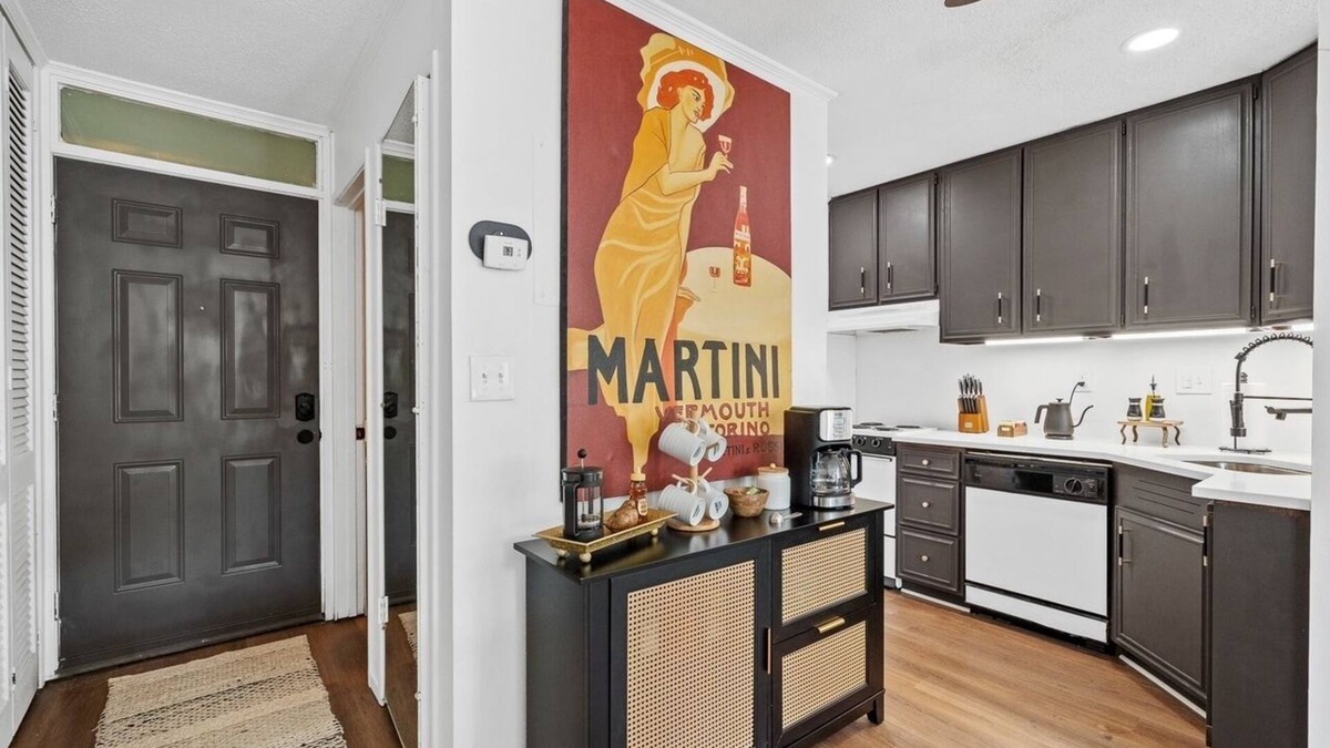 Daphne Condo | Bay Getaway, Cozy Studio Condominium in Daphne, AL - Sleeps 2 - Near Interstate