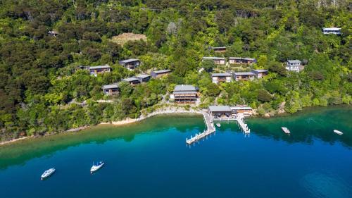 Arthur's Bay Resort | Bay of Many Coves