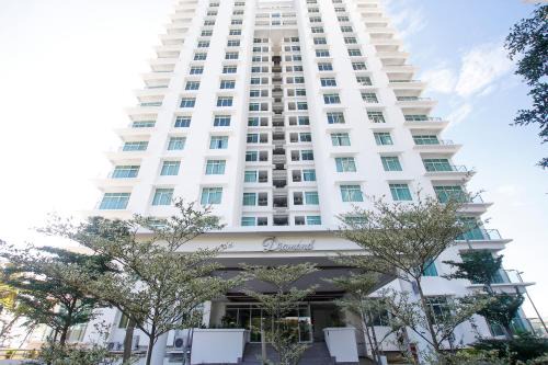 Taman Selera Apartment | Bay Resort by Imperial Suites Miri , Diamond Tower