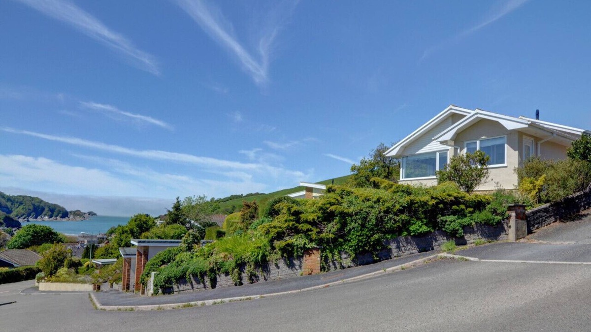 Combe Martin House | Bay View Bungalow - Three Bedroom House, Sleeps 6