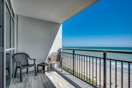 Downtown Myrtle Beach House | Bay View Resort 1004