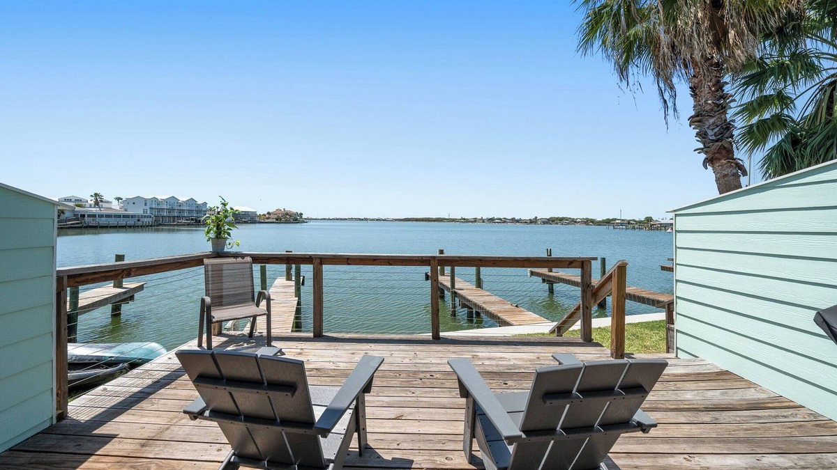 Key Allegro Condo | Bay View Serenity~ Beautiful Waterfront Condo on Little Bay