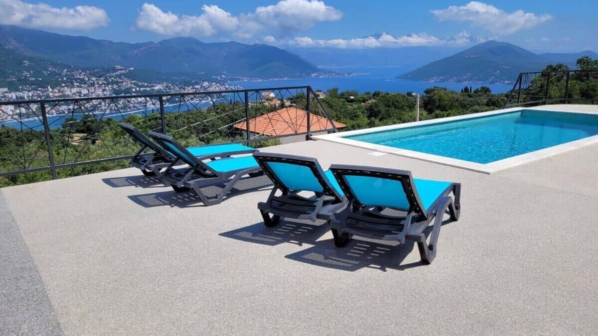 Igalo Apartment | Bay View Village -Villa Eléanora 4