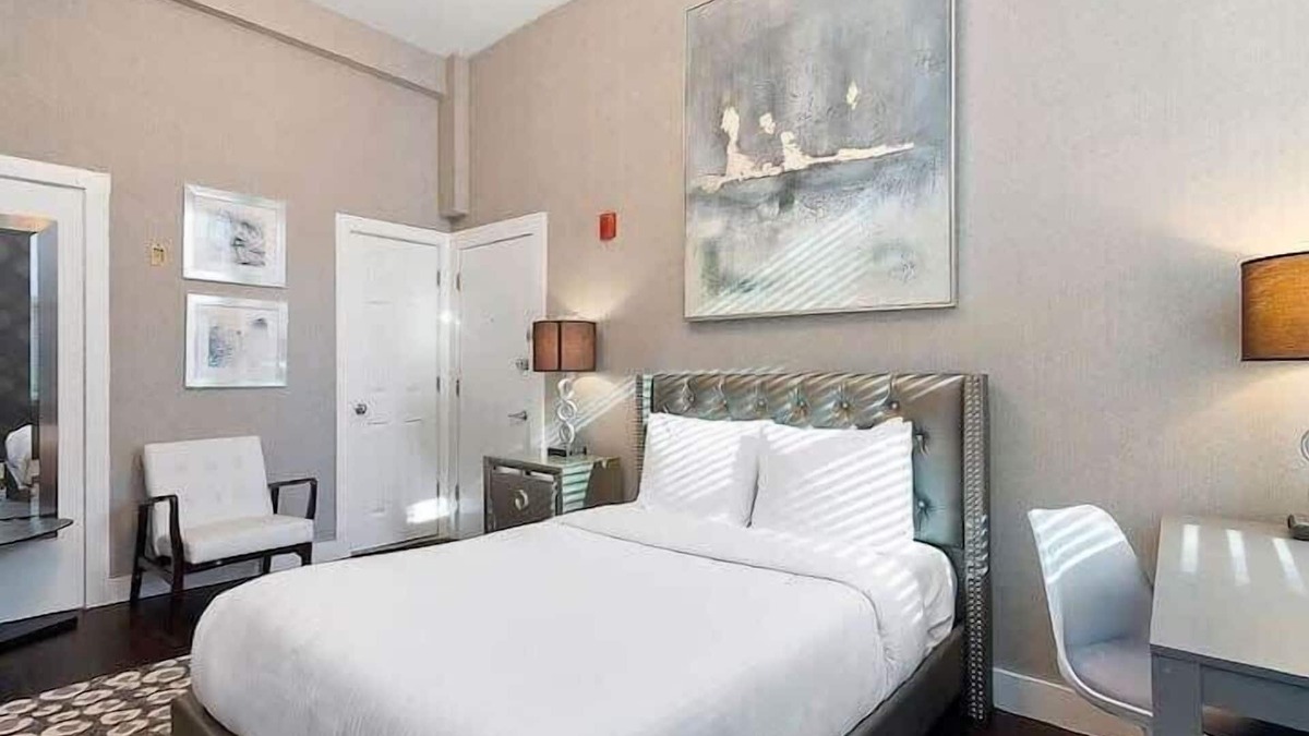 Bay Village Apartment | Bay VIllage Suite, Ready To Host!