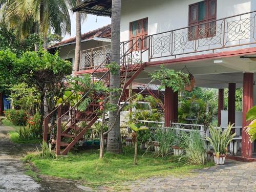 Pasikuda House | Bay Walk by AHSRAM