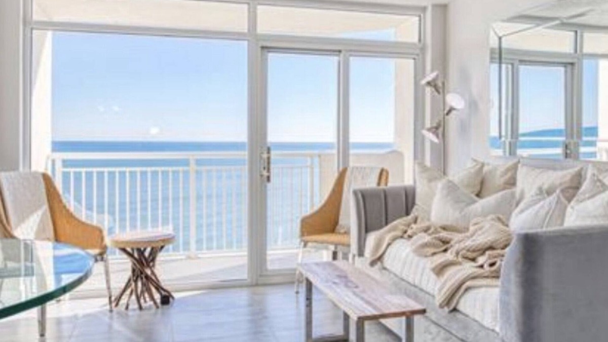 Atlantic Beach Condo | BAY WATCH BEAUTY. PRISTINE 14TH FLOOR OCEANFRONT