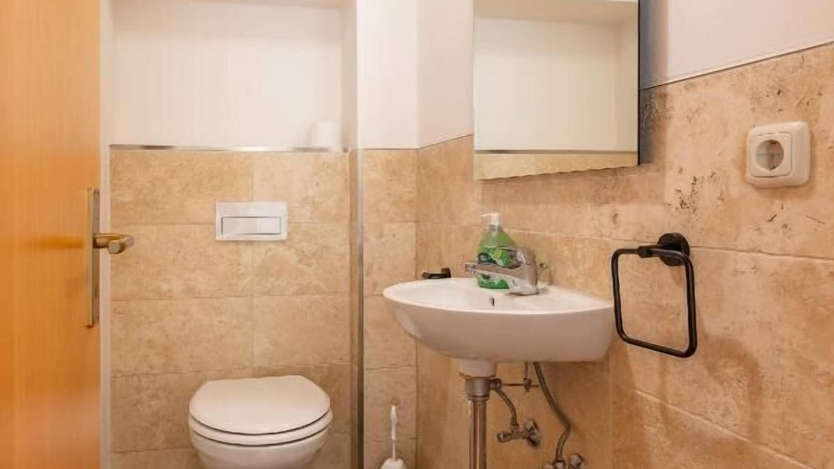 Waldmuenchen Apartment | Bay window apartment (80 sqm) on the upper floor with south-facing balcony and infrared sauna