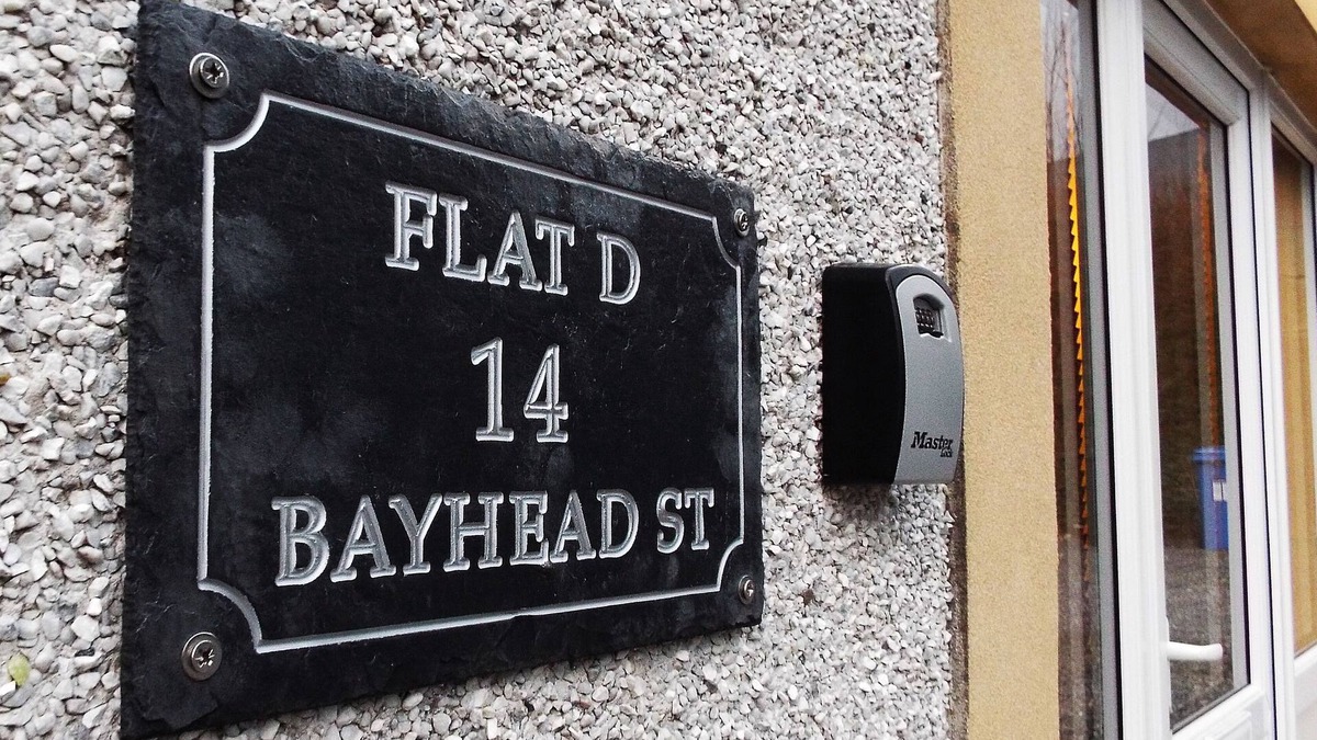 Stornoway Apartment | Bayhead Flat 14D - at the heart of Stornoway