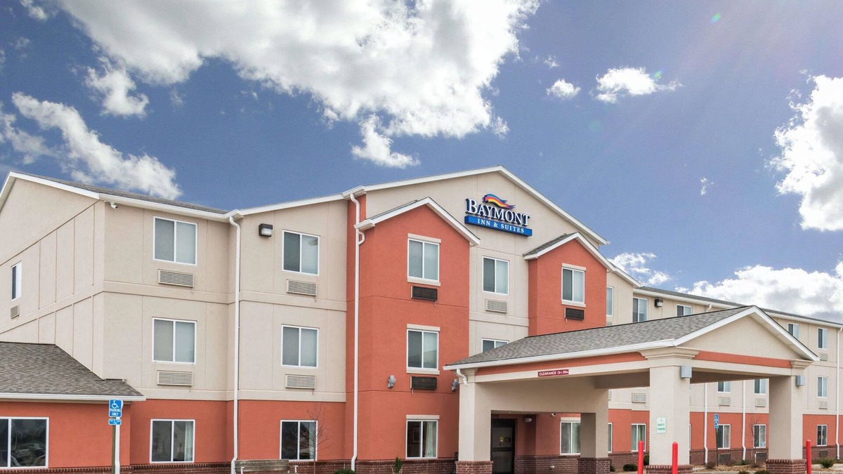 Fulton Hotel | Baymont by Wyndham Fulton