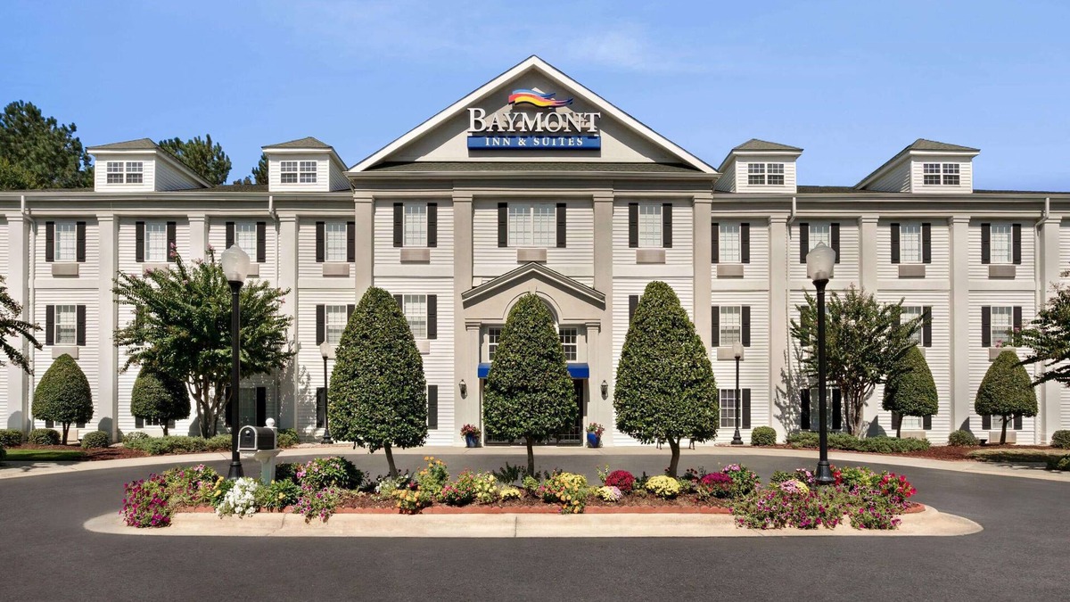 Henderson Hotel | Baymont by Wyndham Henderson Oxford
