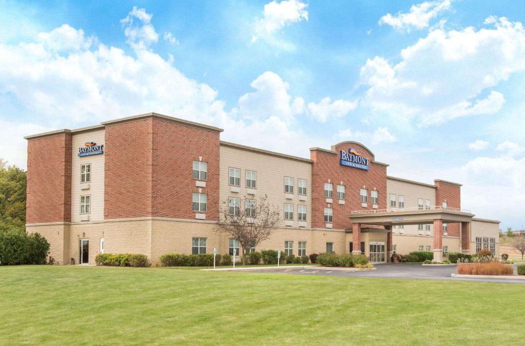 Plymouth Hotel | Baymont by Wyndham Plymouth