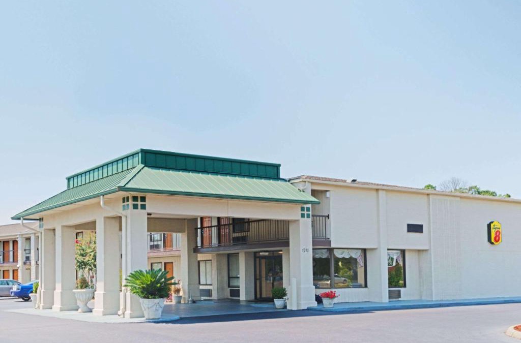 Troy Hotel | Baymont by Wyndham Troy
