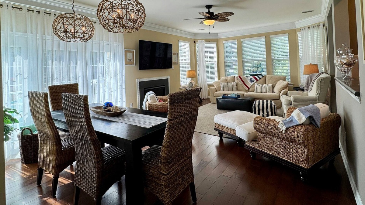 Ocean View House | Bayside Bethany Lakes condo w/shared pools, basketball & tennis court