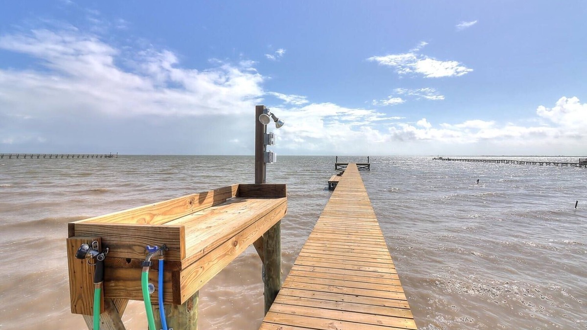 Bayside Cottage | Bayside Getaway 2 Bedroom Cottage by Redawning