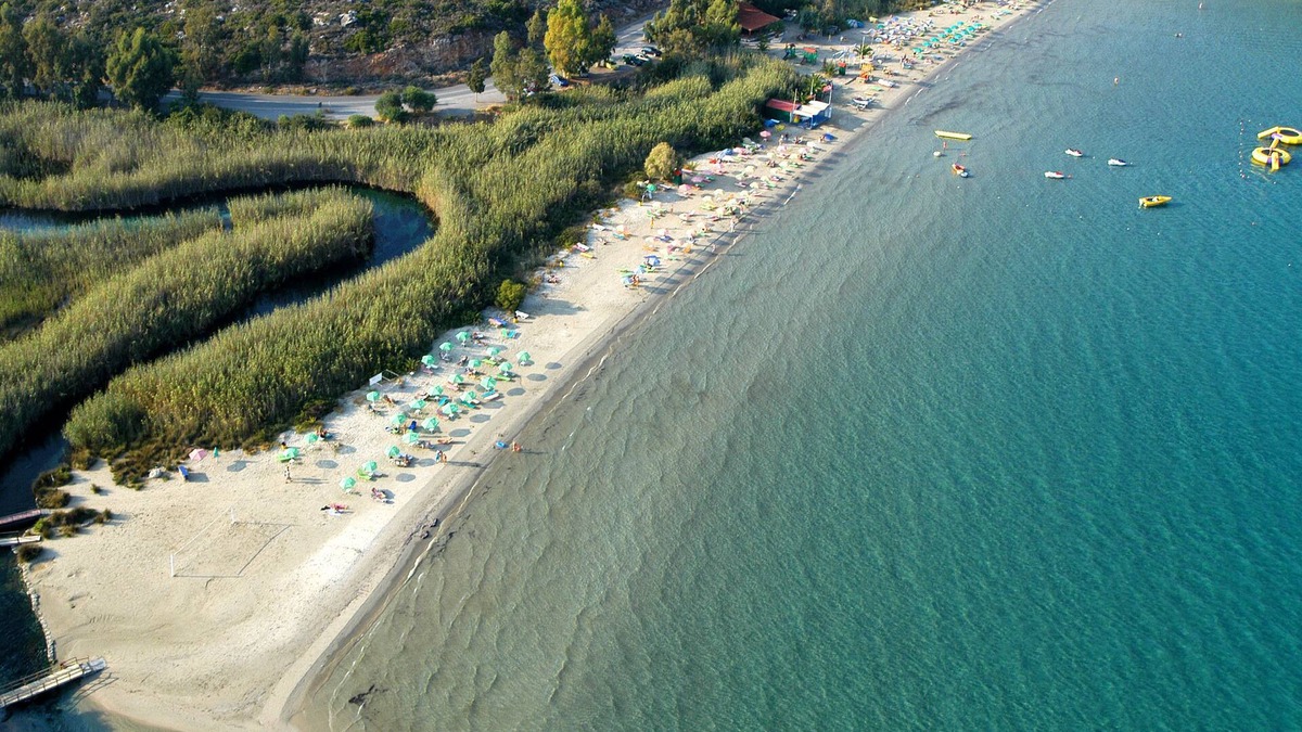 Almyros Apartment | BayView Apartment # 2 by the beach, East Crete