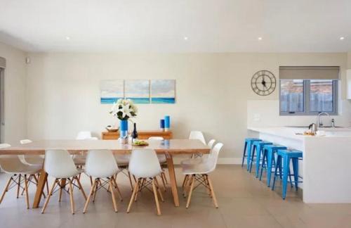 Rye Apartment | Bayview Bliss Beachfront Escape Rye