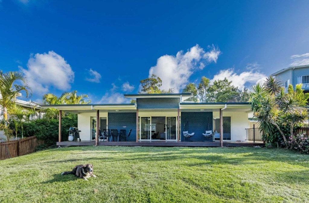 Agnes Water House | Bayview - Three Bedroom, Family & Pet Friendly Coastal Getaway in Agnes Water