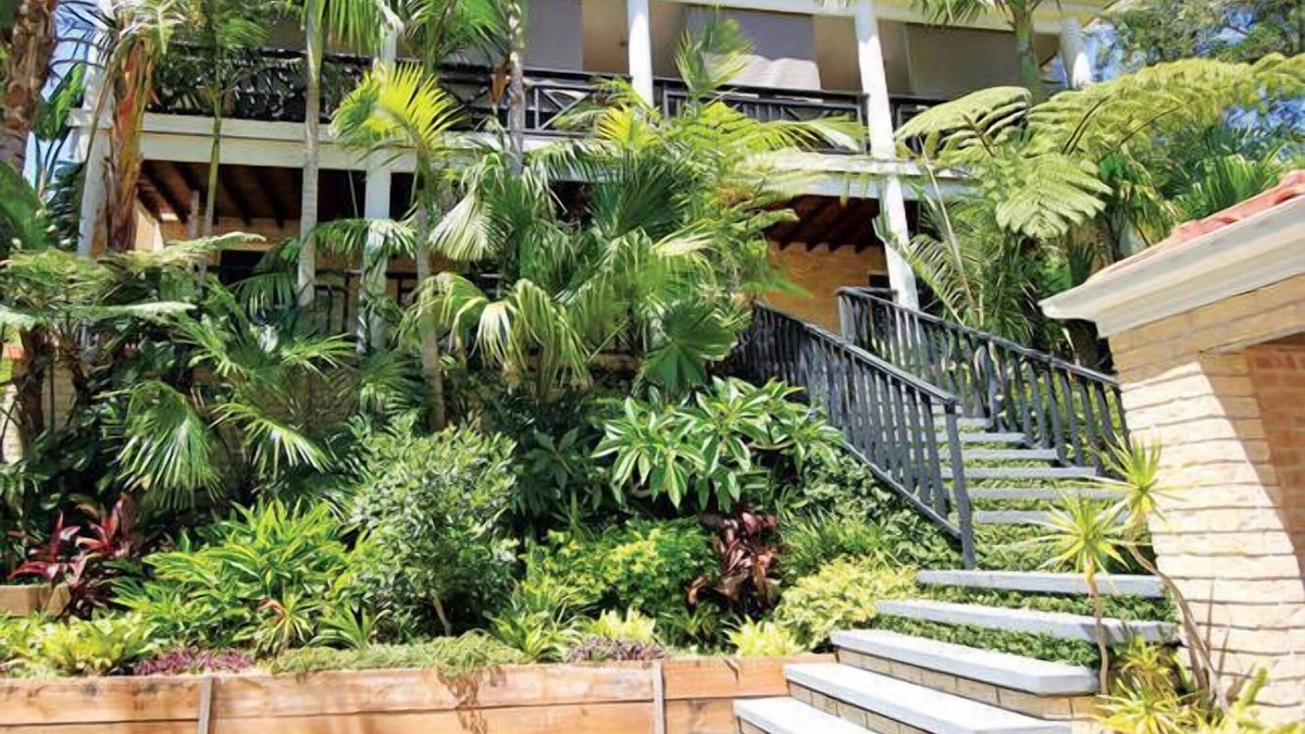 Soldiers Point Bed & Breakfast | Bayviews Bed and Breakfast Port Stephens
