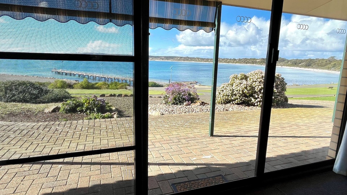 Emu Bay House | Baywatch | Emu Bay Kangaroo Island