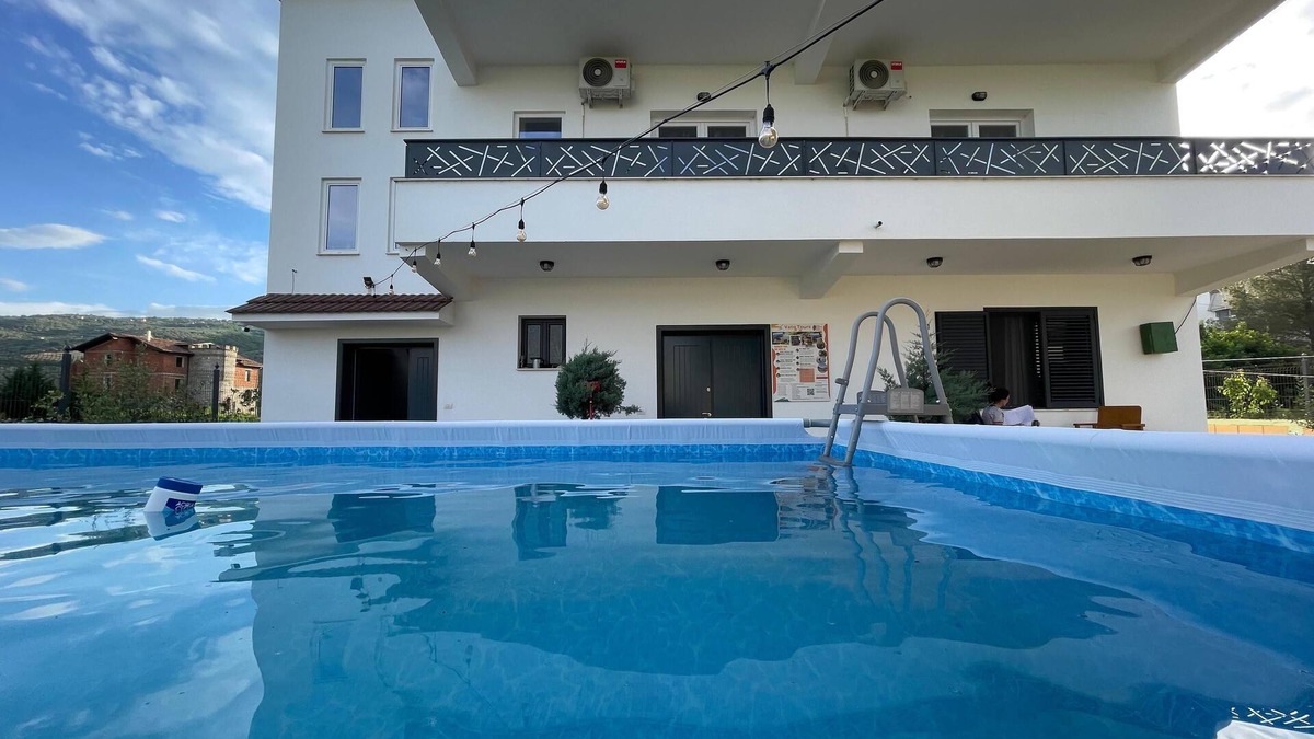 Berat Cabin | Baza Hostel Lodge: Part of Visit Albania Tour Operator, Swimming Pool
