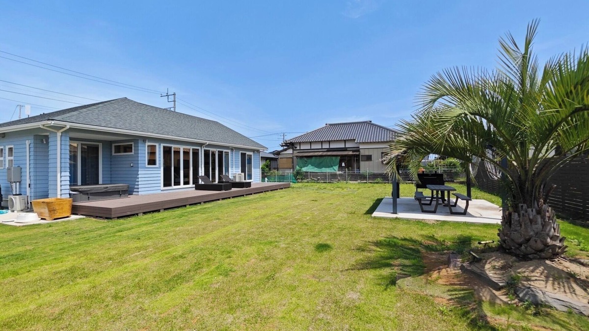 Kujukuri House | BBQ outdoor jacuzzi natural grass garden 7 minu/Sambugun Chiba