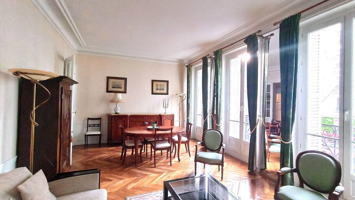 7th Arrondissement Apartment | Bd de la Tour Maubourg - Paris 7 - 207036