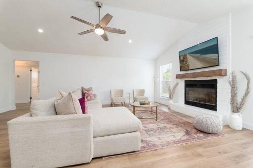 Beach Haven Apartment | Be A Nomad - Spacious Home close to Mayo & Beaches