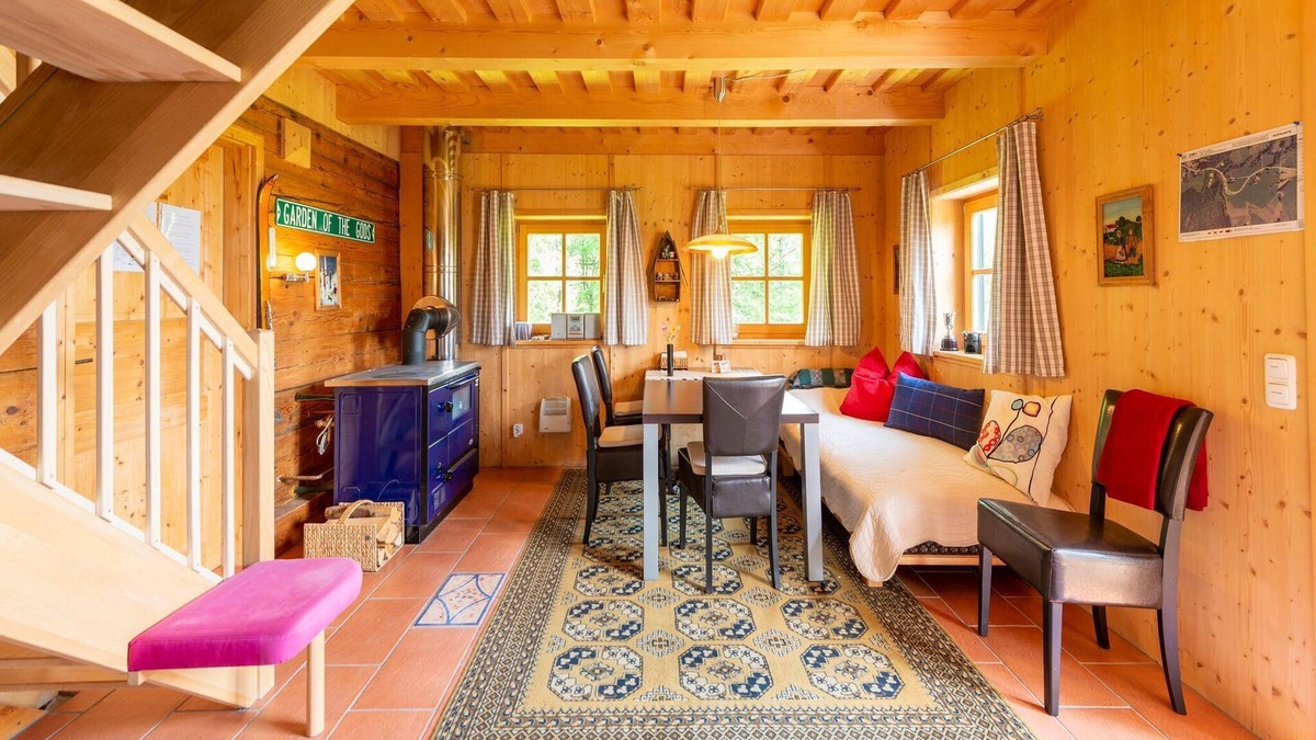 Schwarzenberg am Boehmerwald House | Beautiful holiday home with a natural stream