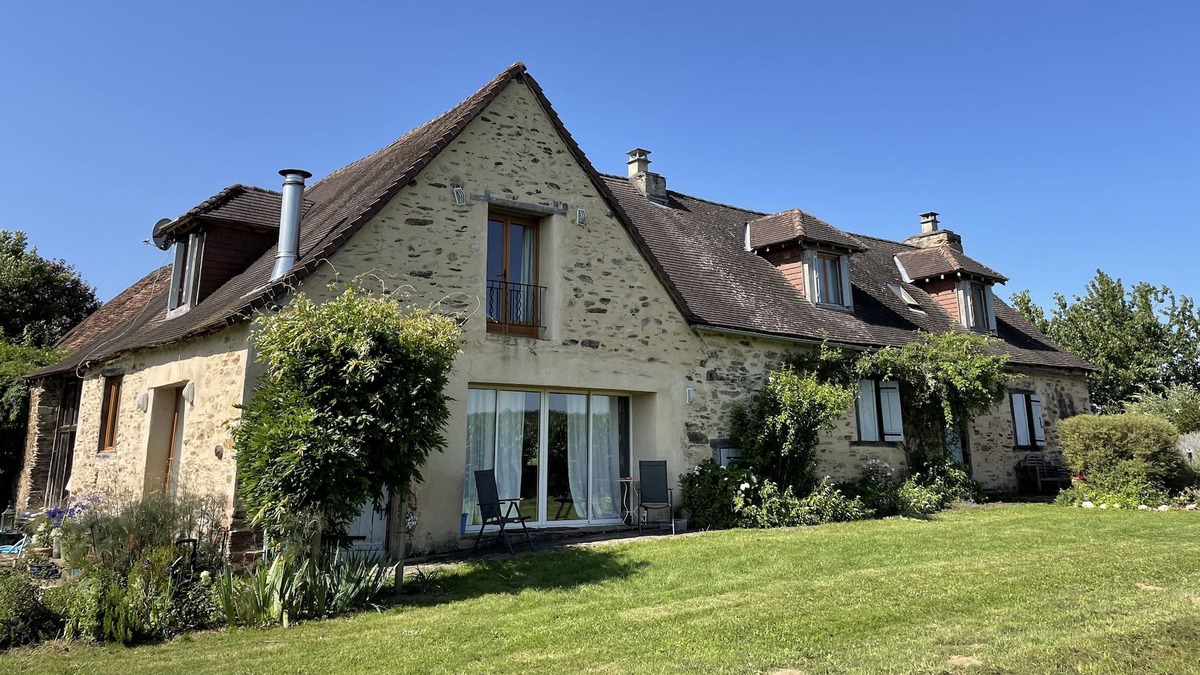 Jumilhac-le-Grand House | Beautiful, tranquil, tasteful, property suits large family group.