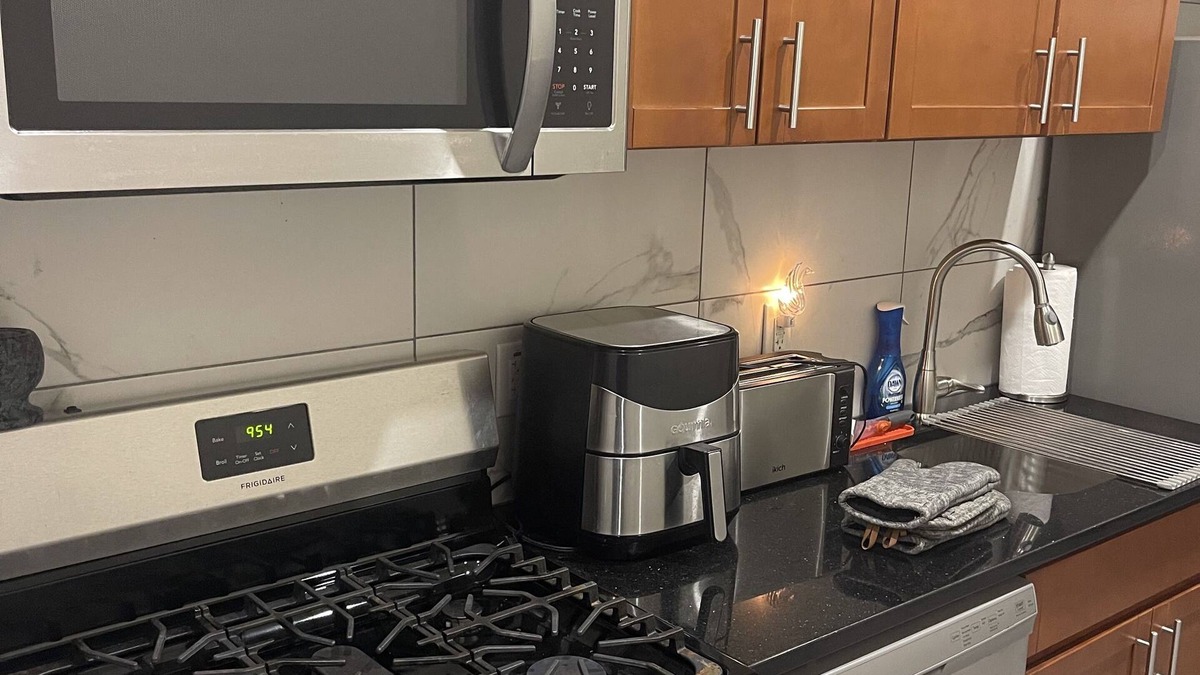 Bay Ridge Apartment | Be my guest in Bayridge Brooklyn