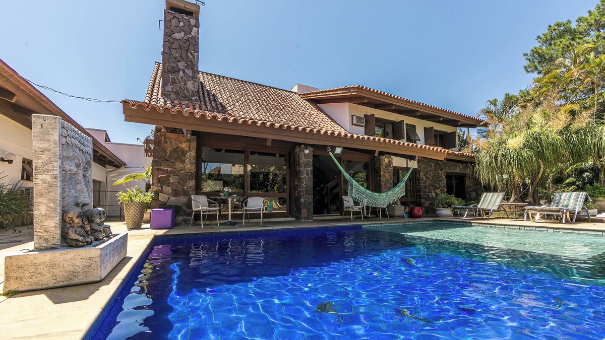 Vila Assuncao House | Beautiful Mansion in Asuncion